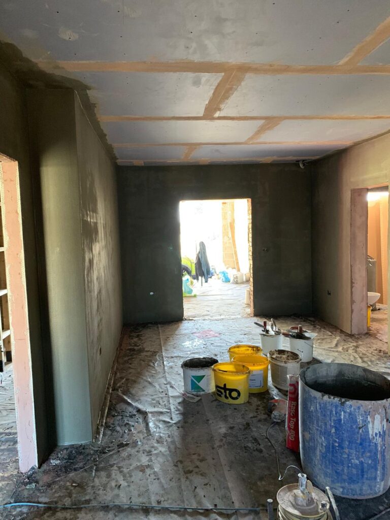 Interior Rendering base coat + Pastering BR5